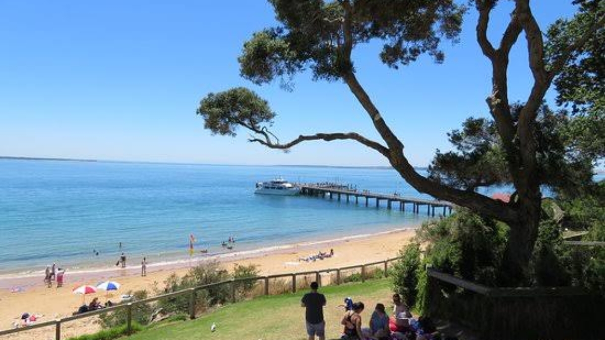 Cowes foreshore